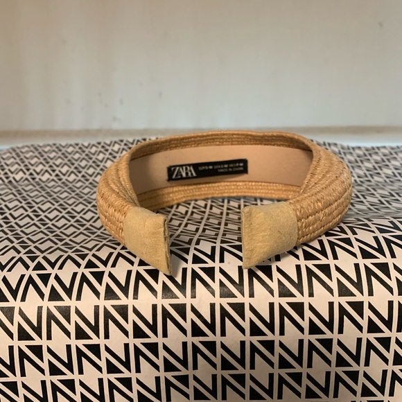 Zara Headband - Picture 2 of 5